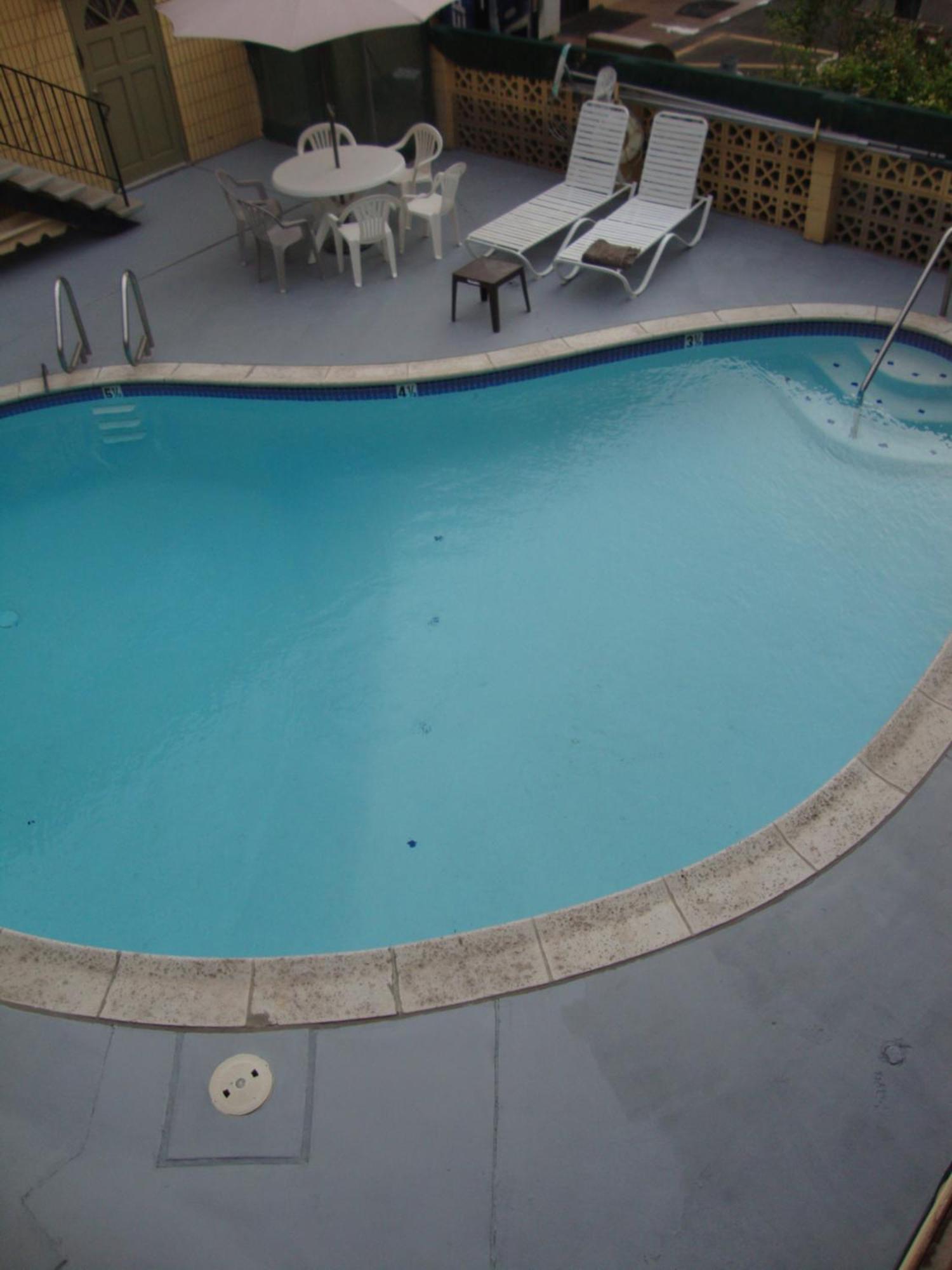Townhouse Inn And Suites Brawley Bagian luar foto